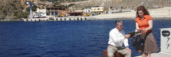 አንዲት የይሖዋ ምሥክር በጋቭደስ ስትሰብክ