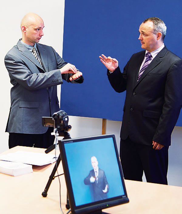 [በገጽ 12 ላይ የሚገኝ ሥዕል]