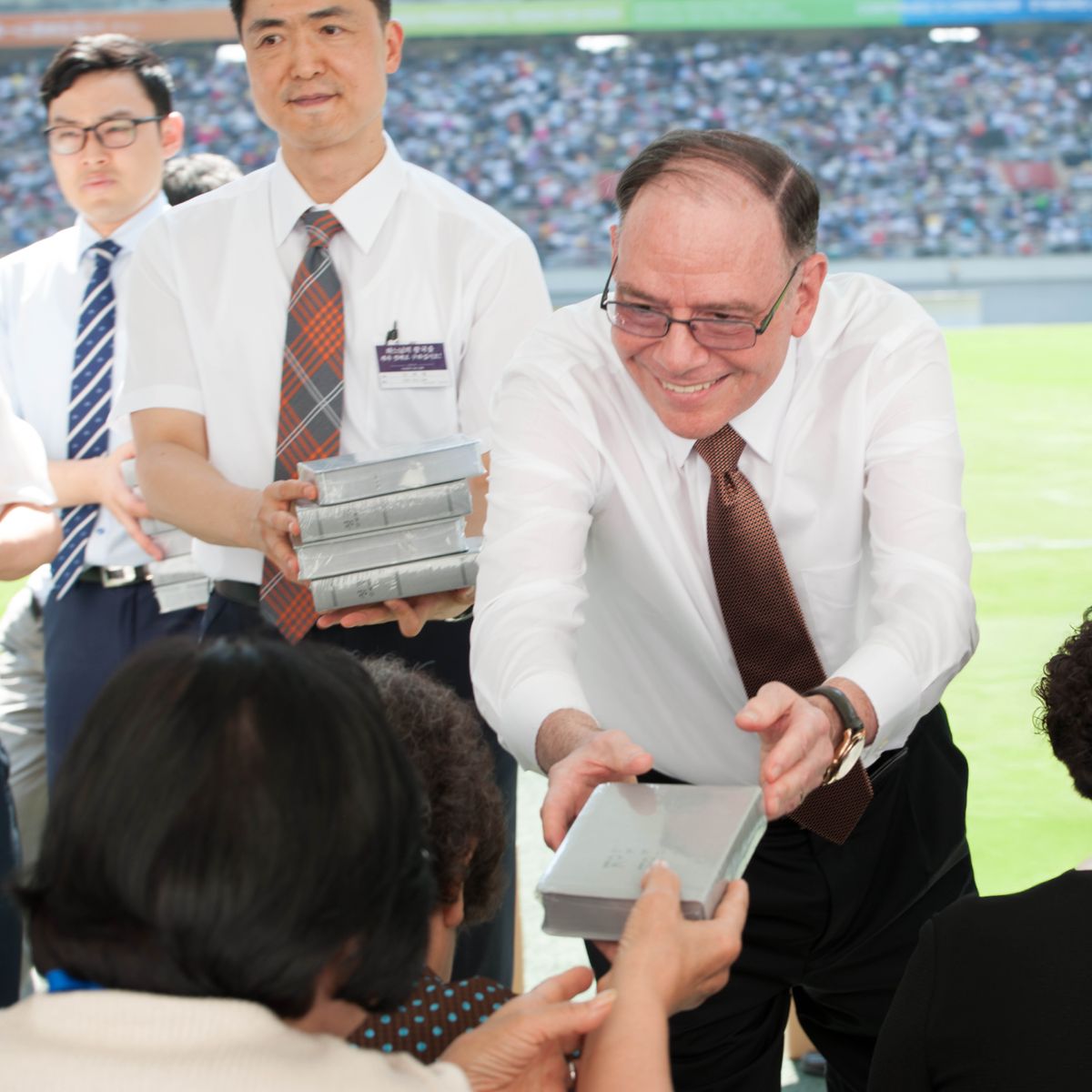 Gwun̄ ute Splane ikisa me unwọọn̄ inyi gwun̄ ute enenwaan̄ ge Baibul.