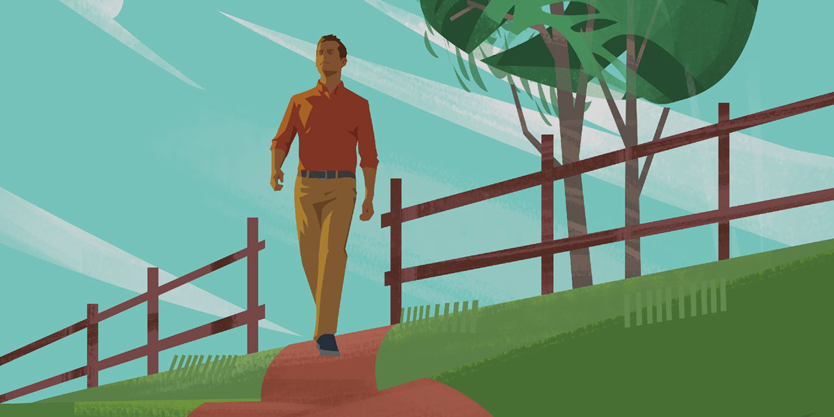 رجل يمشي على طريق