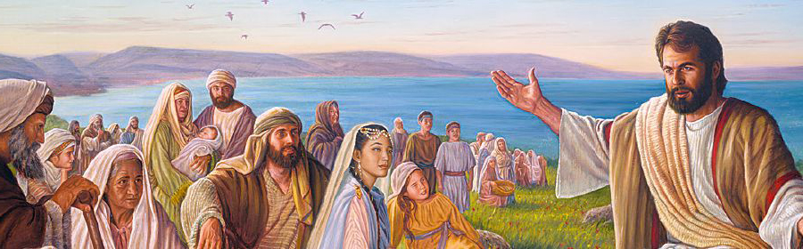 يسوع يعلِّم جمعا من الناس