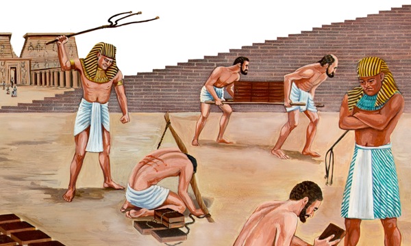 Esclaus israelites sent maltractats i colpejats pels egipcis