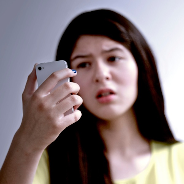 Taga-Italy nga tin-edyer nga biktima sa cyberbullying