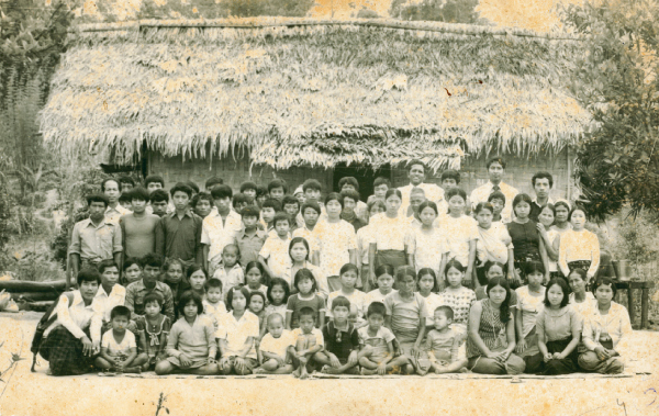 [Hulagway sa panid 121]