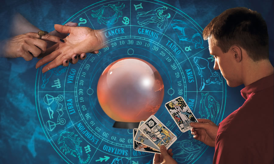 1) Astrologická tabulka; 2) Čtení z ruky; 3) Muž používající tarotové karty; 4) Křišťálová koule