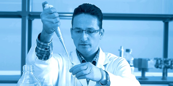 Frédéric Dumoulin při práci