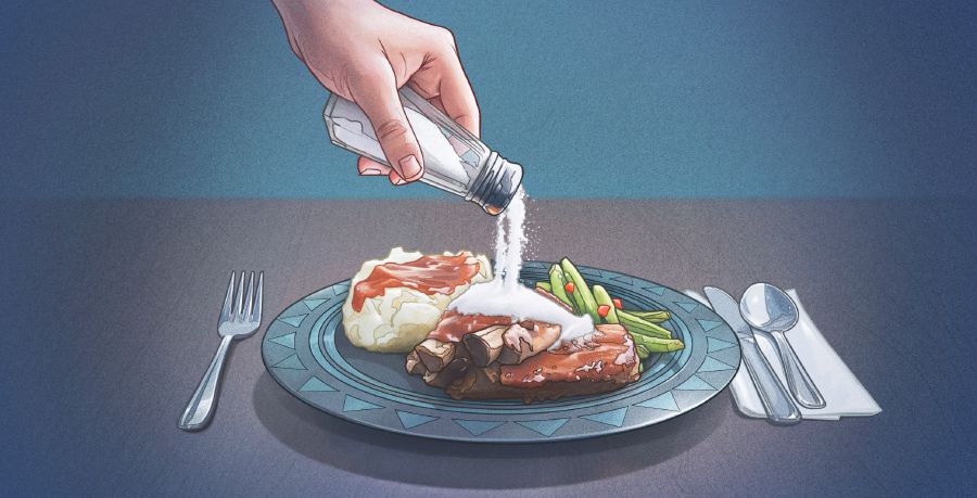 Někdo sype ohromné množství soli na talíř s jídlem