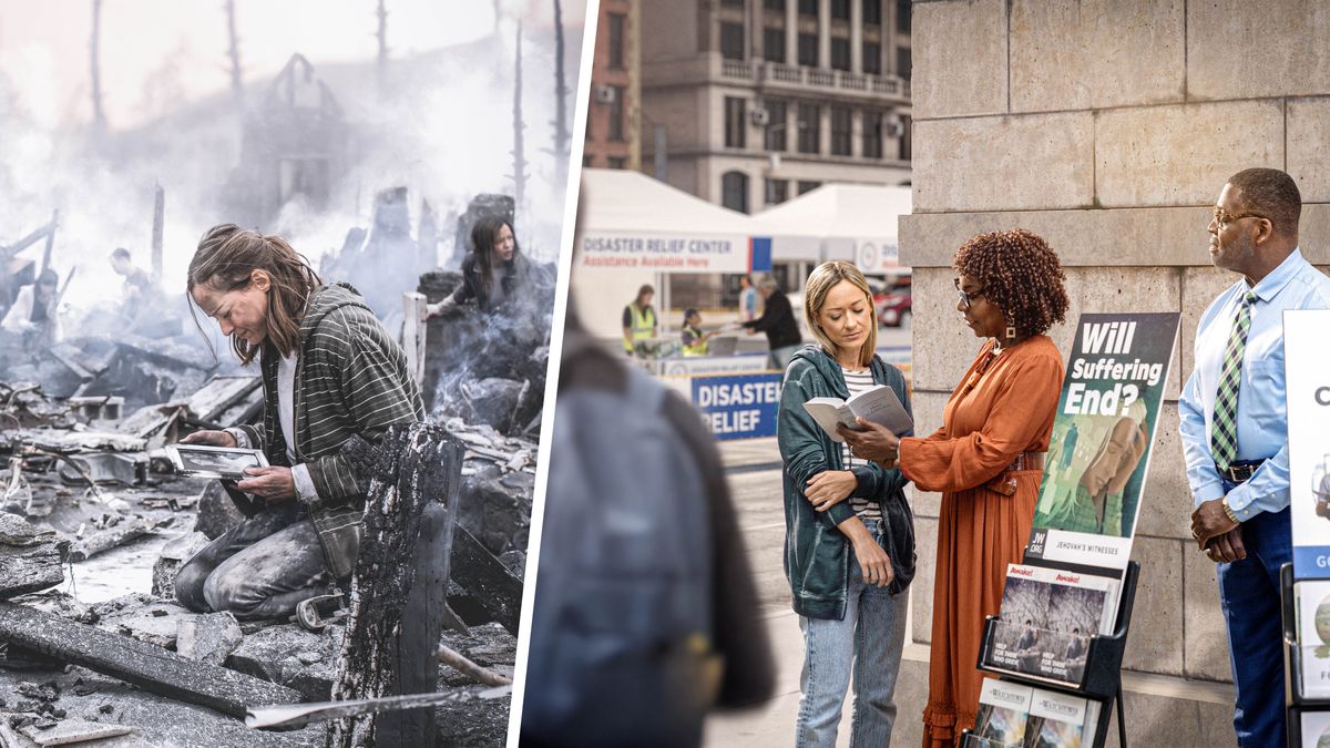 Serie de imágenes: 1. Tras un incendio devastador, una mujer llora arrodillada entre los escombros de su casa. En sus manos sostiene una foto enmarcada. 2. Más tarde, la mujer pasa junto a uno de nuestros carritos que está situado cerca de un centro de labores de socorro y una hermana le lee un texto bíblico.