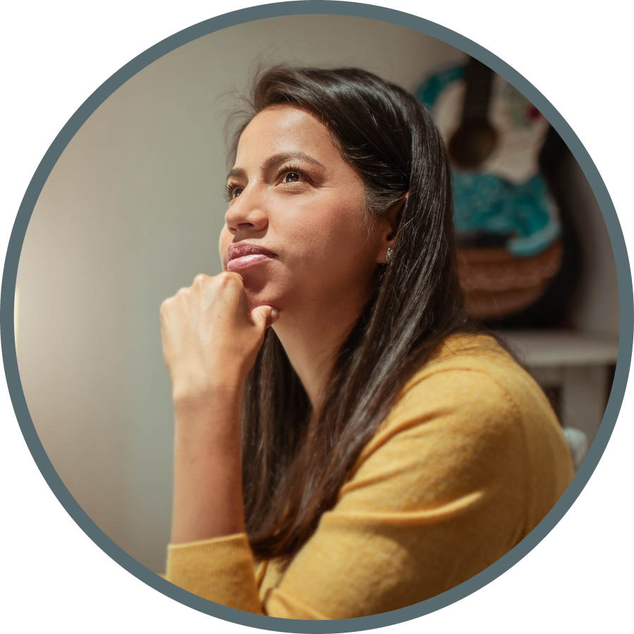 Eleven mediterer over det hun har læst.