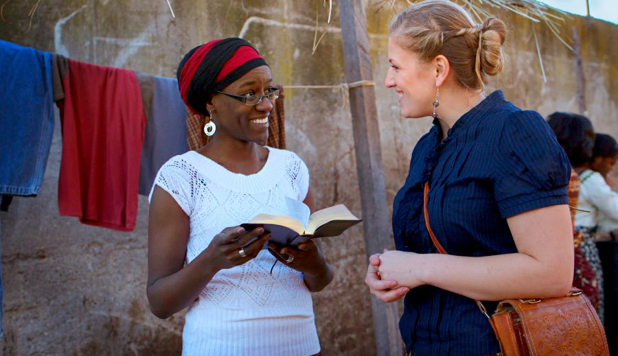 Ẹbre video Edinam TV Mme Ntiense Jehovah ke mbono esop ufọturua; ẹbre enye ke ikpehe emi ẹkotde Nte Christian Okpodude Uwem