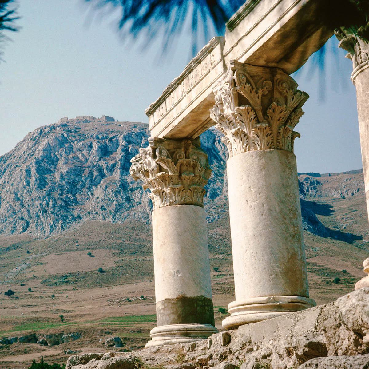 [Εικόνα στη σελίδα 749]