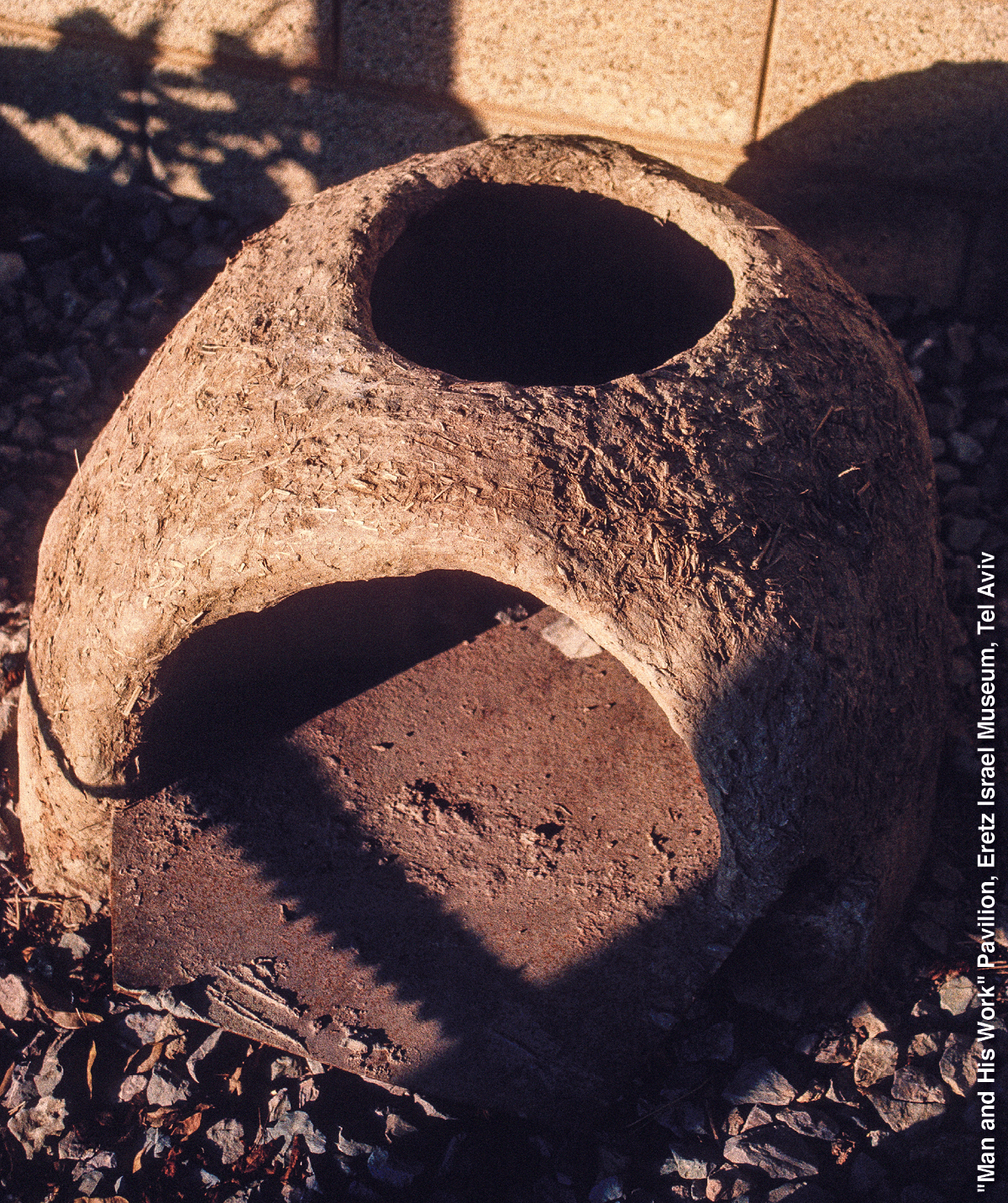 [Εικόνα στη σελίδα 952]