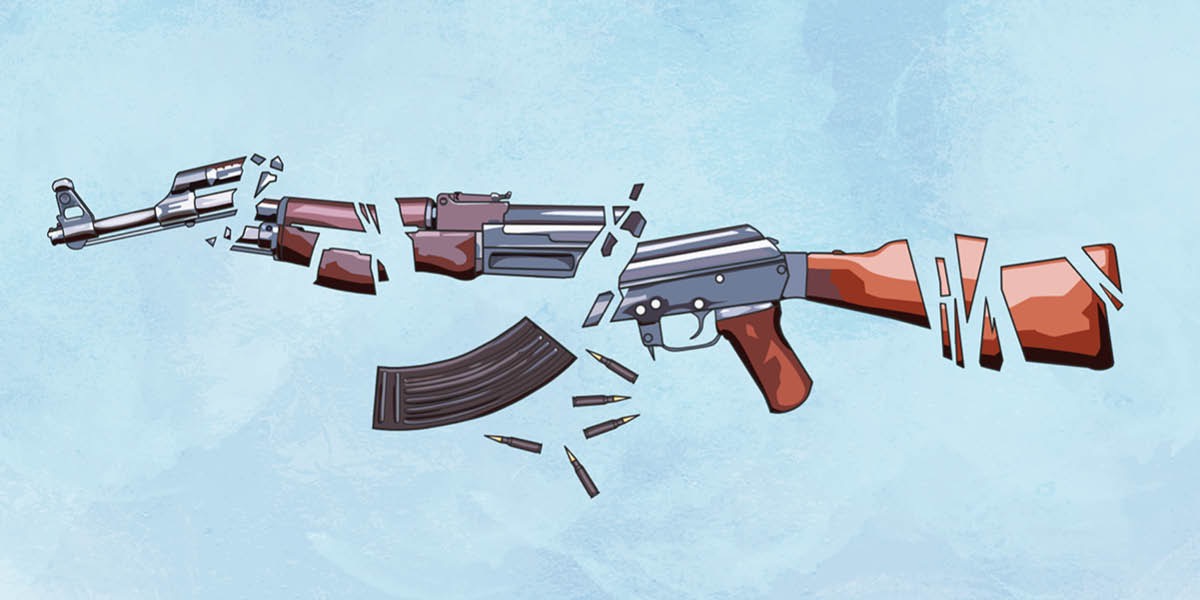 Un rifle roto en pedazos