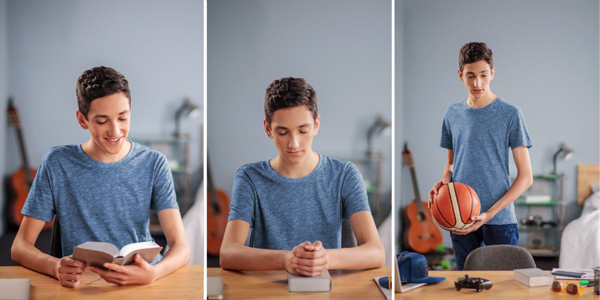 پسری نوجوان به جای توپ‌بازی،‏ دعا می‌کند و کتاب مقدّس را مطالعه می‌کند