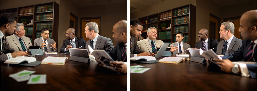 مجموعه‌ای از تصاوير:‏ پيران جماعت در جلسهٔ پيران هستند.‏ ۱)‏ يک پير جماعت سالخورده در حال صحبت است و ديگران به او گوش می‌دهند.‏ ۲)‏ در همان جلسه،‏ پير جماعتی كه جوان‌تر است صحبت می‌كند و ديگران به او گوش می‌دهند.‏