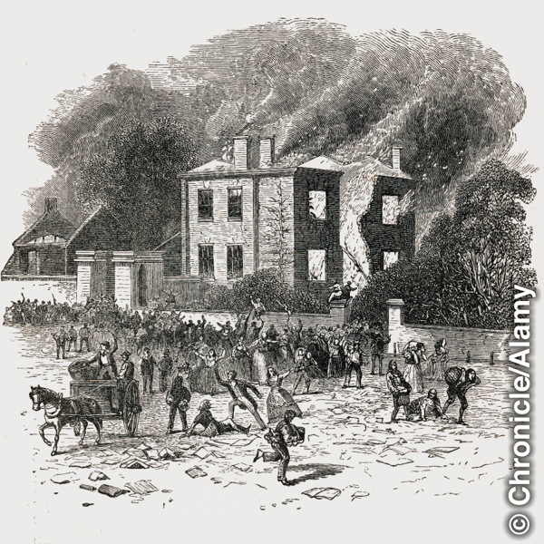 Des émeutiers en train de détruire la maison et le laboratoire de Joseph Priestley