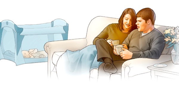 Des conjoints passent du temps ensemble pendant que leur bébé dort