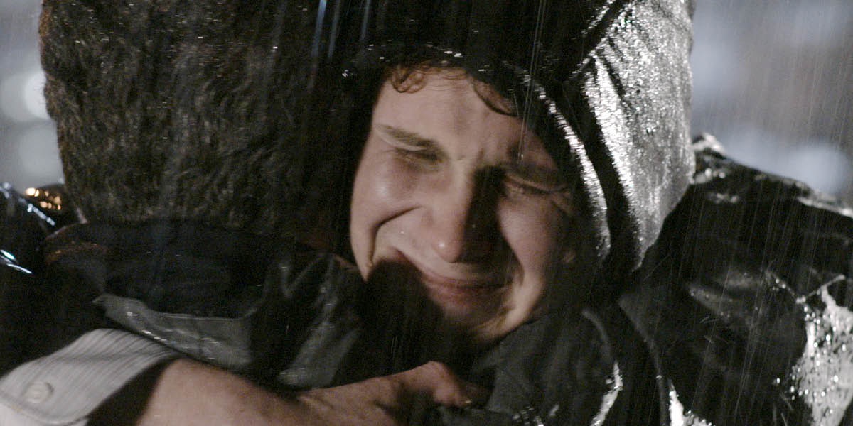 David volve e abraza a seu pai