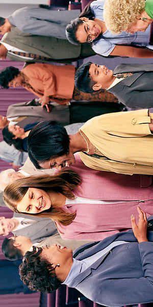 Frè ak sè yo demontre lanmou youn pou lòt nan kongregasyon an