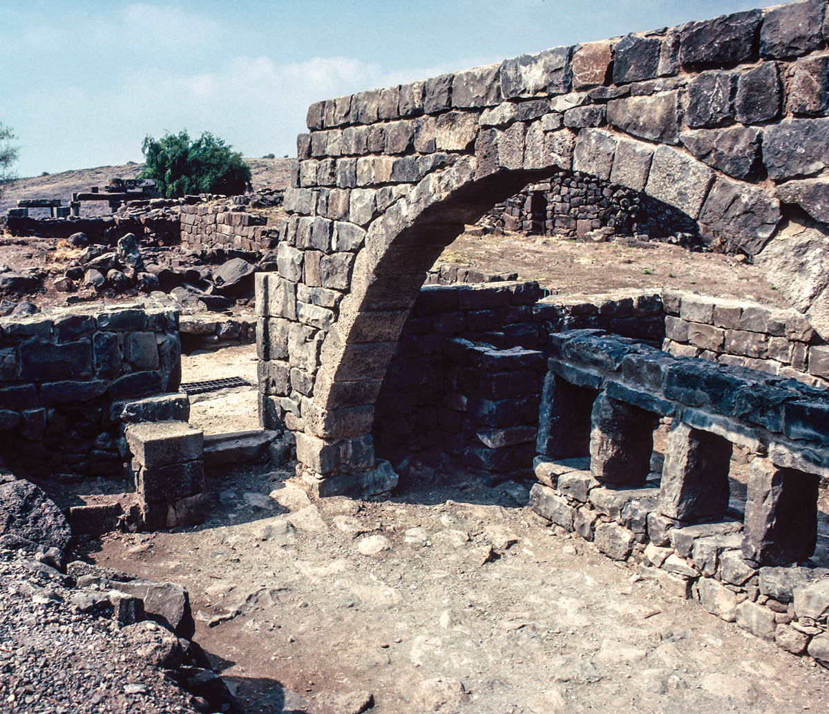 [Gambar di hlm. 739]