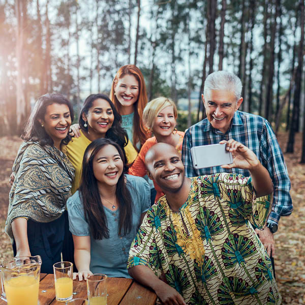 The Watchtower magazine, No. 1 2022 | Breaking the Cycle of Hatred.