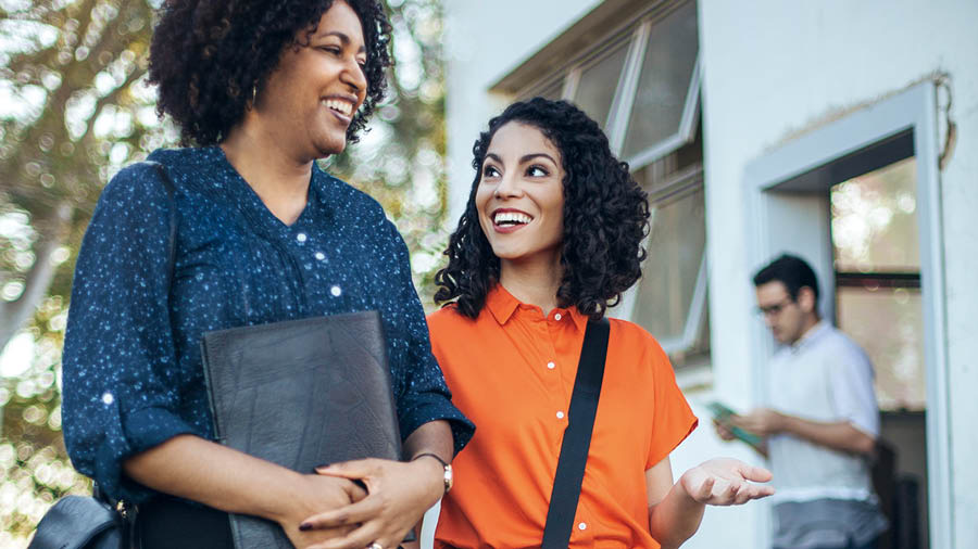 Oniọvo-ọmọtẹ na o bi lele oniọvo-ọmọtẹ ọfa nọ a gbẹ rrọ usi uwoma gbiku.