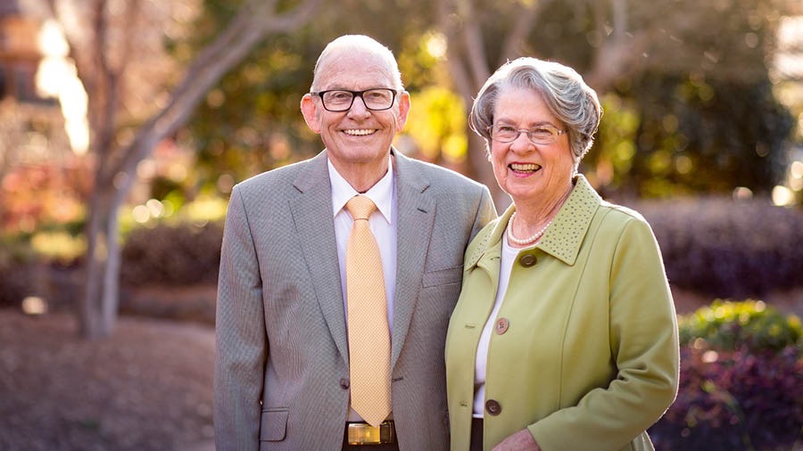 Winston e Pam Payne nella filiale dell’Australasia