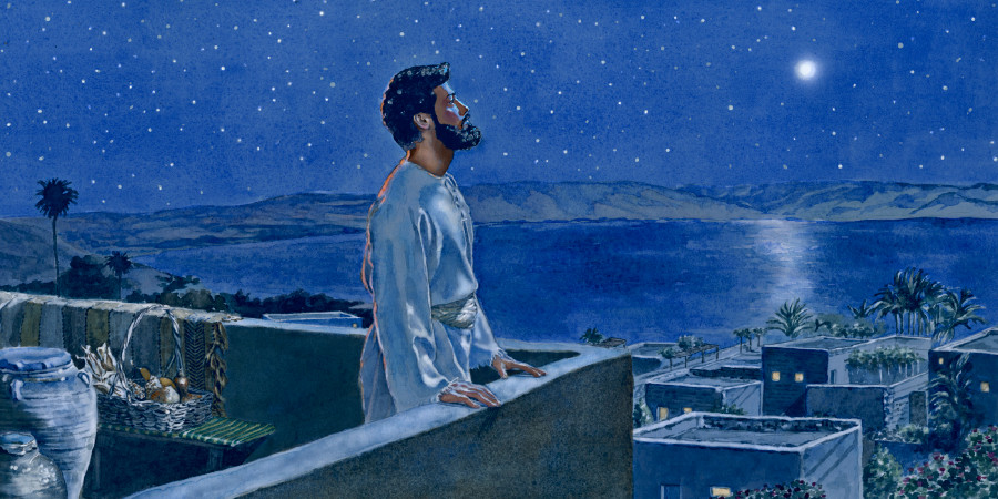 Di sera un uomo dei tempi biblici medita su una terrazza