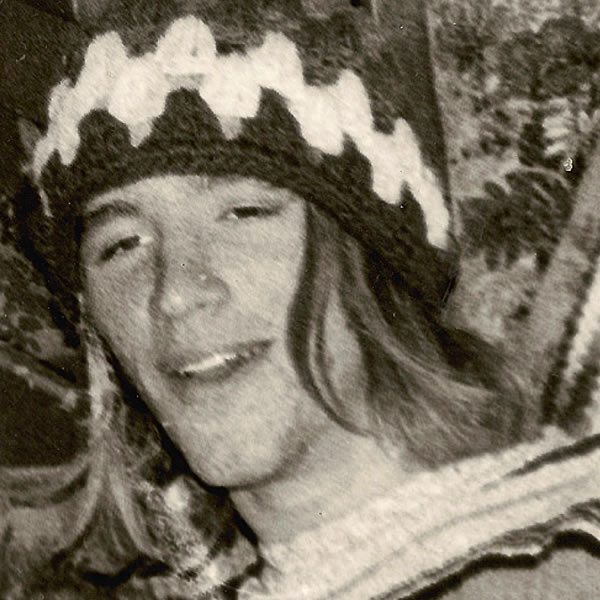 [Ekifaananyi ekiri ku lupapula 10]