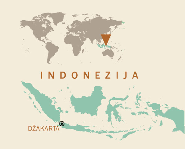 [Žemėlapiai 12 puslapyje]