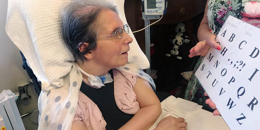 Virginia mutangile mu tablo wa maleta padi muntu mukuabu umufunkuina dileta.