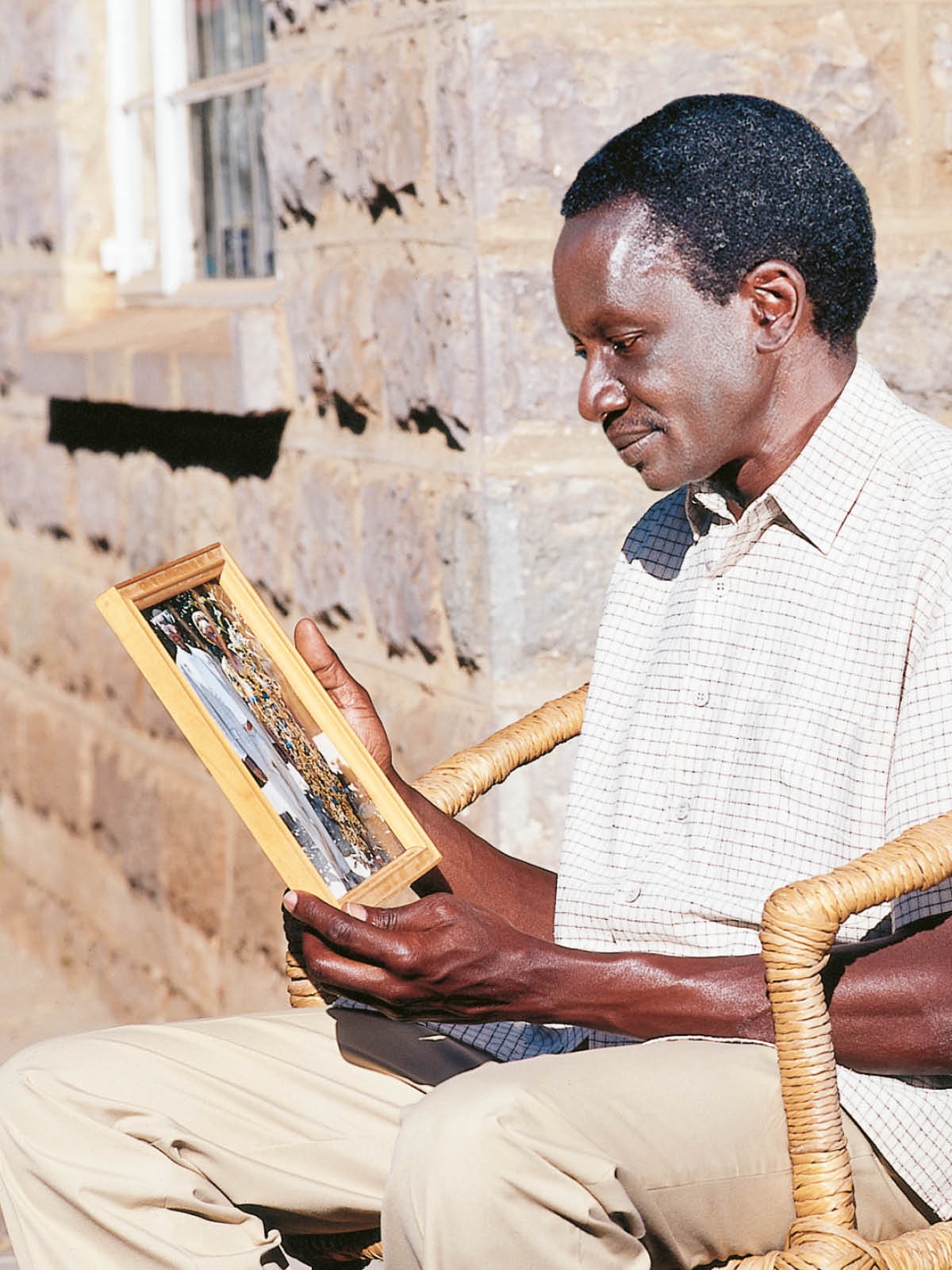 Muntu mulume utangila foto wa bankambua bende