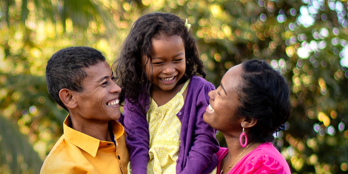 Tatu ne mamu bupukila muanabu wa bakaji, bikale ne disanka.