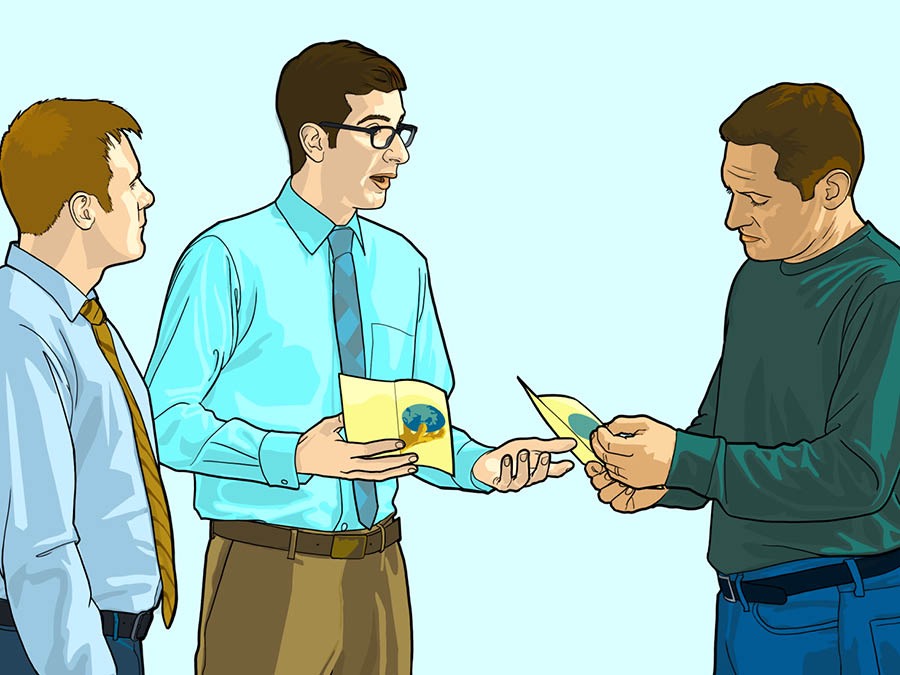 Brālis kopā ar Bībeles skolnieku sludina