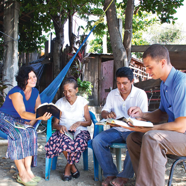 [4-ാം പേജിലെ ചിത്രം]