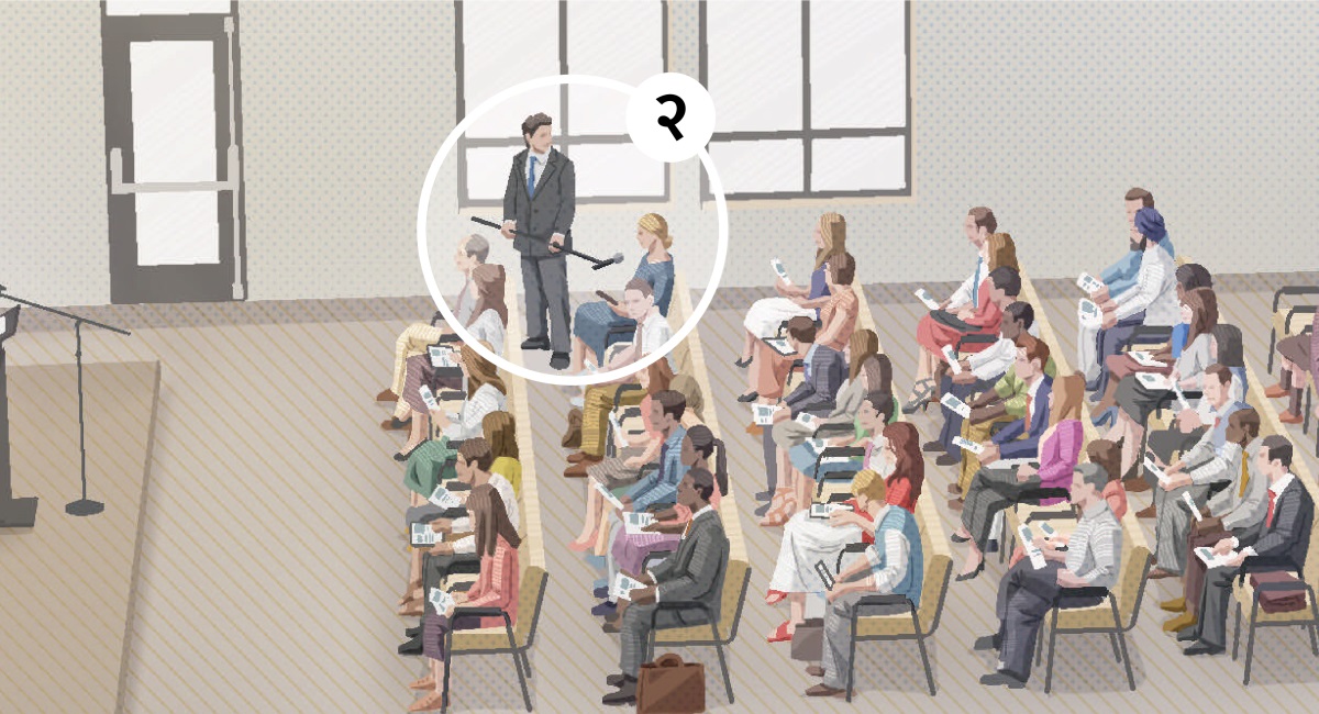 २. एक बहीण सभेत प्रश्‍न-उत्तरांच्या भागात उत्तर देत आहे.