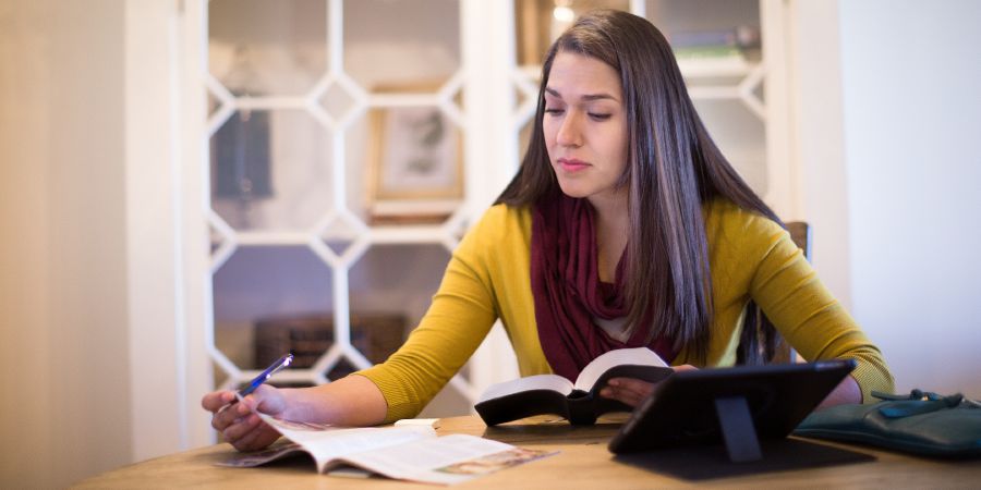 Хо йӕхи цӕттӕ кӕны адӕймагмӕ ногӕй бацӕуыны размӕ