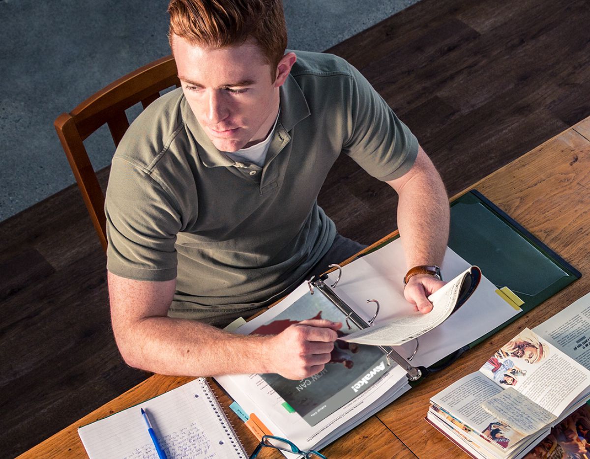 Ӕфсымӕр Библи иртасы ӕмӕ йыл лӕмбынӕг хъуыды кӕны