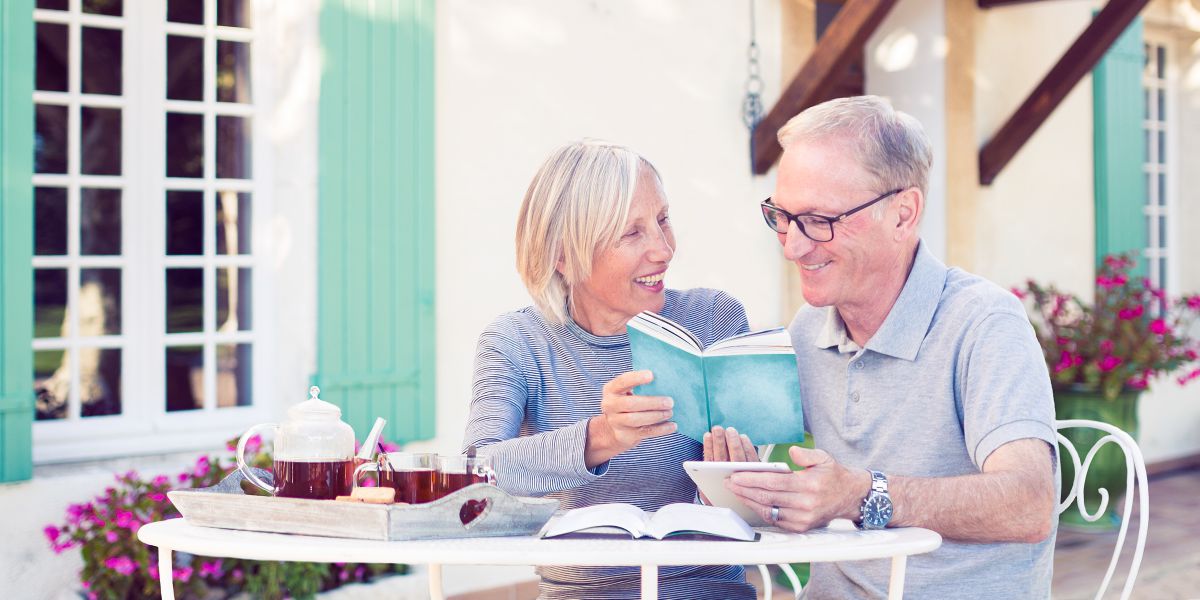 Ацӕргӕ лӕг ӕмӕ ус иумӕ кӕсынц чиныг «Ответы на твои вопросы»