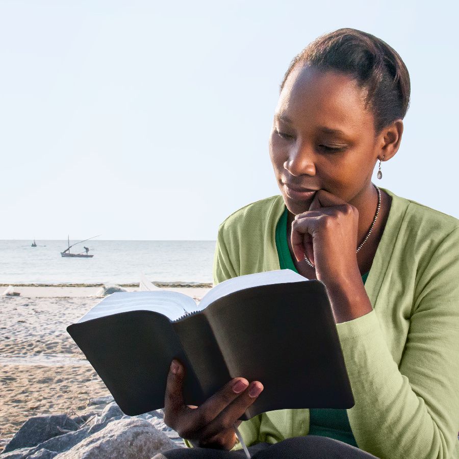 Сылгоймаг Библи кӕсы