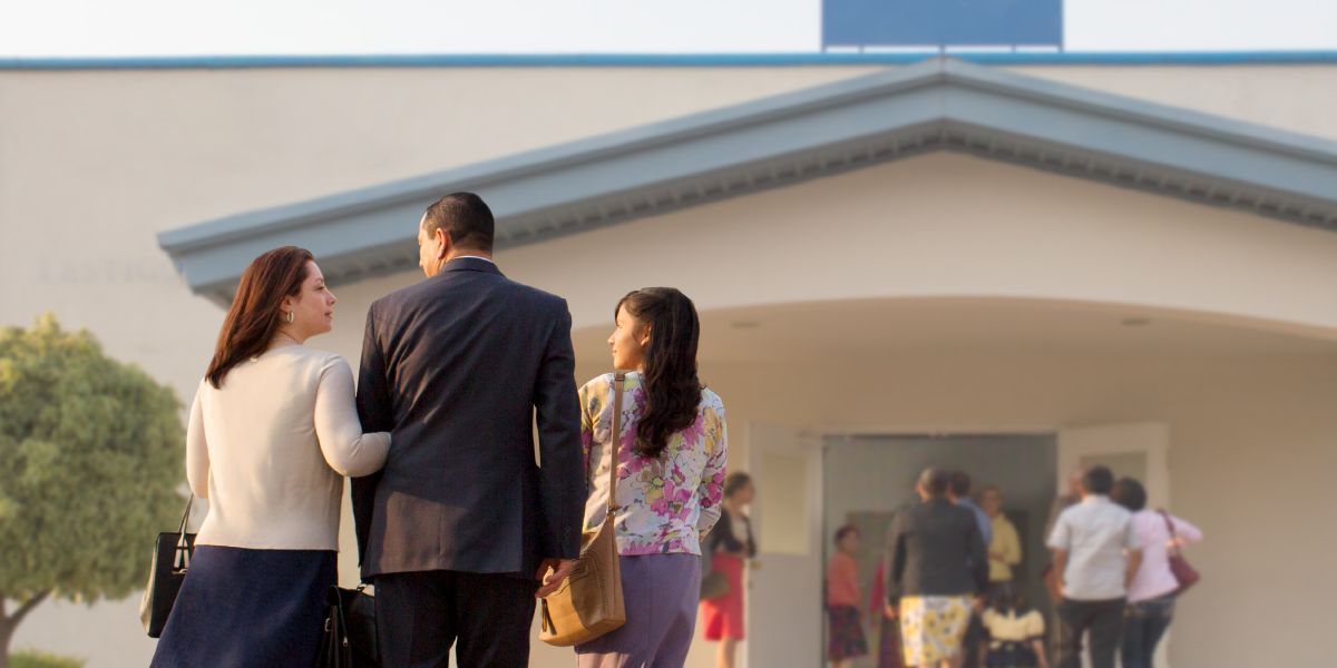 Бинонтӕ Паддзахады залмӕ фӕцӕуынц