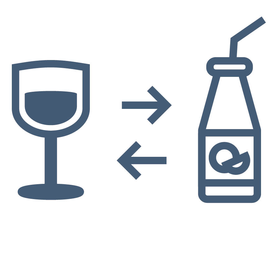 Glass wine saed lo botol juice.