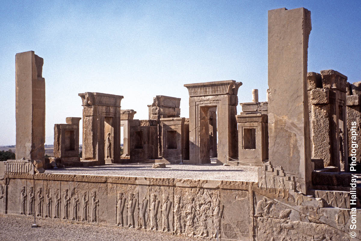 [Ilustracja na stronie 329]