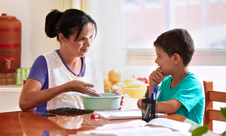 Uj Hermana wasinpi wawanta yachachishan