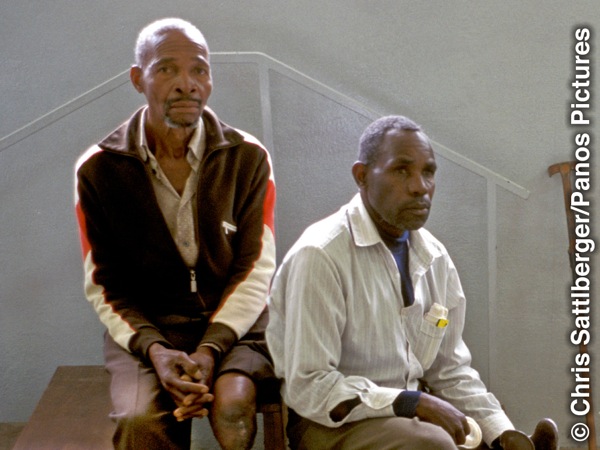 Minata sarusqanrayku chakin wit’usqa, Zimbabue