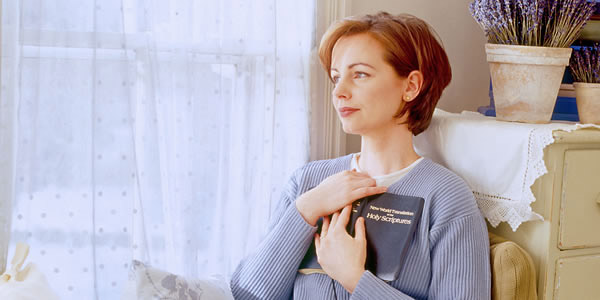 Mband ukat kusadin Bibil chakwel aseja piswimp kudi Yehova Nzamb