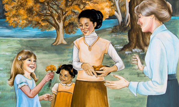 O fetiță culege flori în Paradis