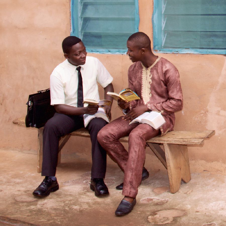 M’bodzi wa Mboni za Yahova akucitisa pfundziro ya Bhibhlya na mamuna unango