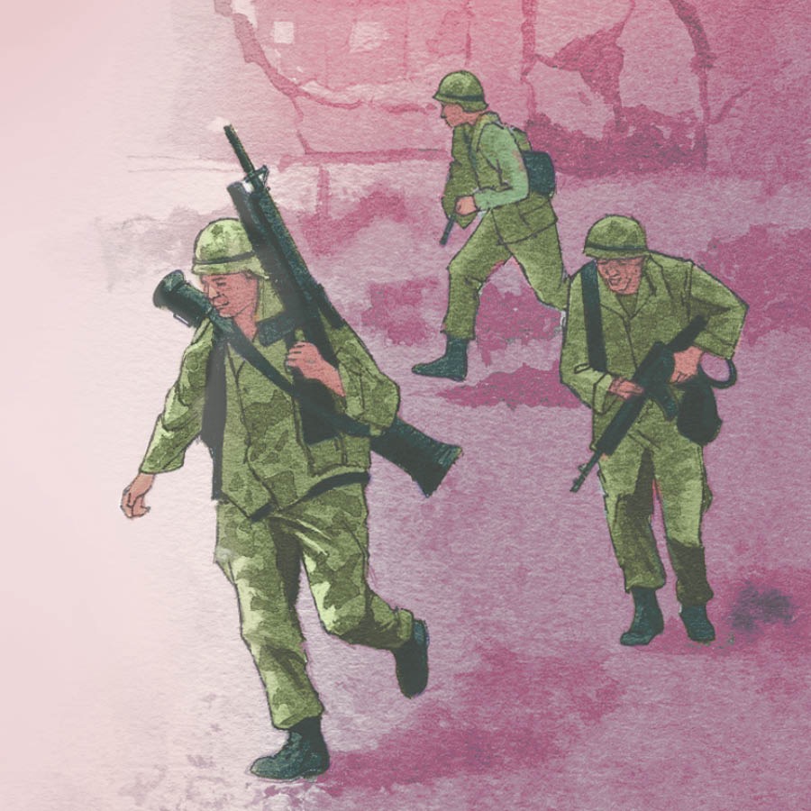 ආයුධ අරන් ඉන්න සෙබළුන්