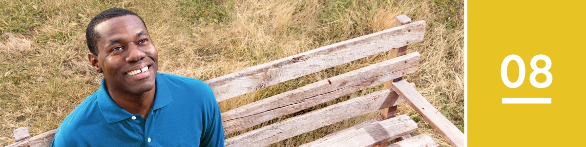 பாடம் 8. ஒருவர் ஒரு பெஞ்சில் உட்கார்ந்து வானத்தைப் பார்த்துக்கொண்டிருக்கிறார்.